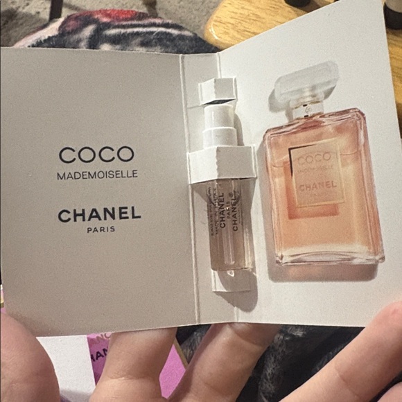 Chanel parfum samples - Picture 5 of 5